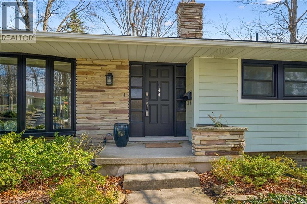 144 RIPPLEWOOD Crescent thumbnail 5