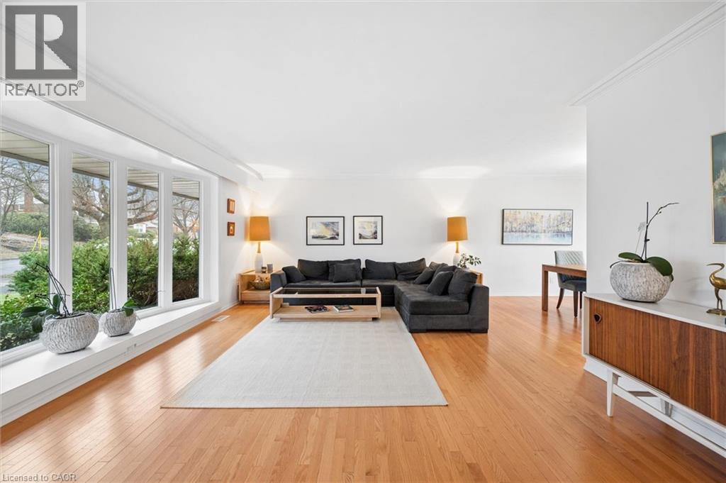 144 RIPPLEWOOD Crescent thumbnail 9