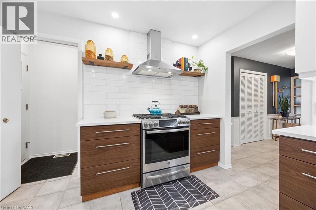 144 RIPPLEWOOD Crescent thumbnail 17