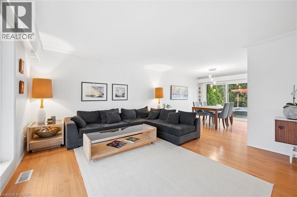 144 RIPPLEWOOD Crescent thumbnail 8