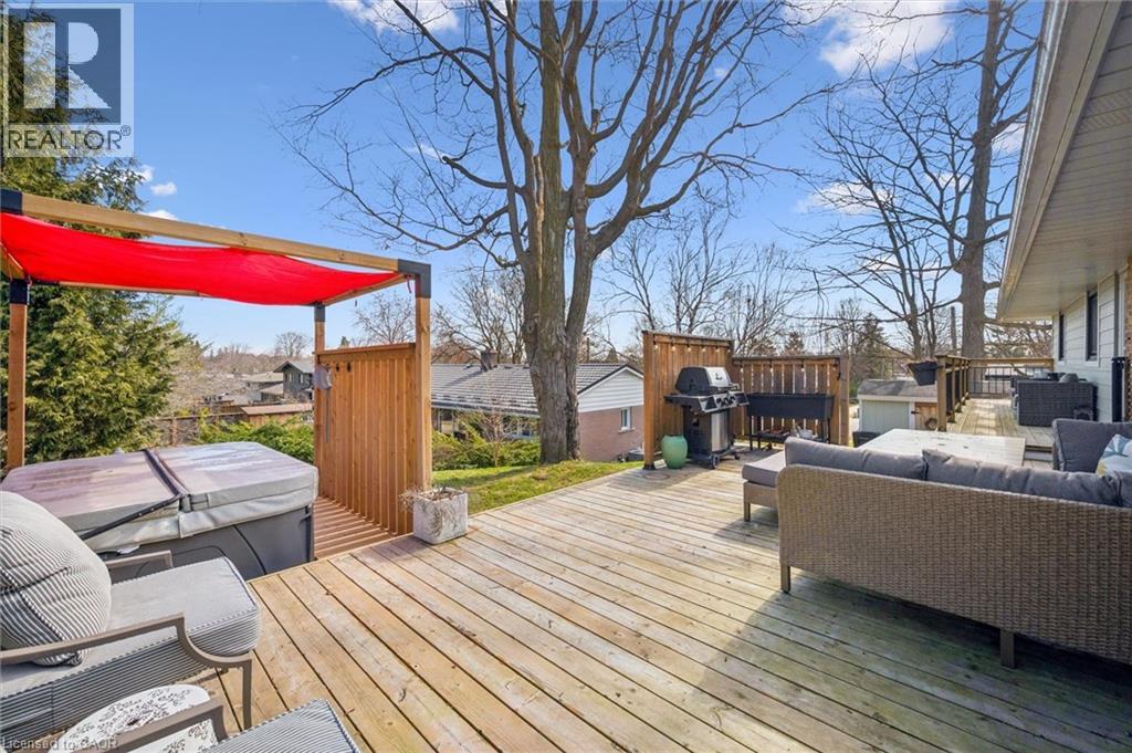 144 RIPPLEWOOD Crescent thumbnail 40