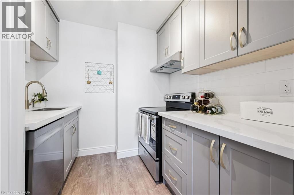 224G HARVARD Place thumbnail 5