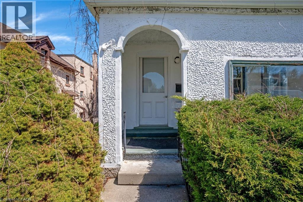 22 SAMUEL Street thumbnail 4