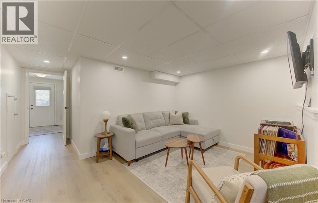 80 OLD COUNTRY Drive Unit# 2 thumbnail 5