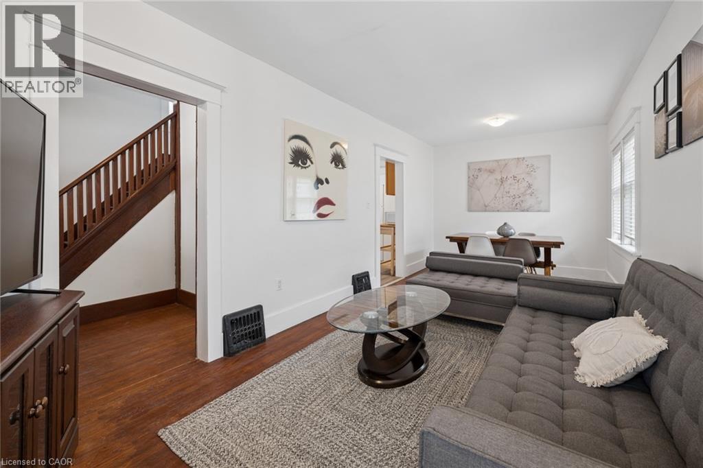 50 WALNUT Street thumbnail 11