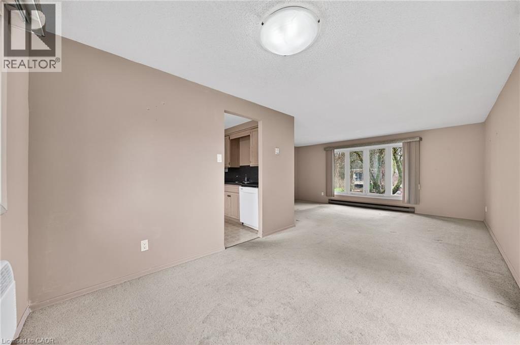 232 SALISBURY Avenue thumbnail 14