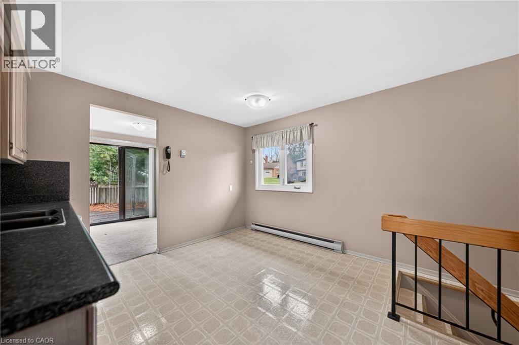 232 SALISBURY Avenue thumbnail 20