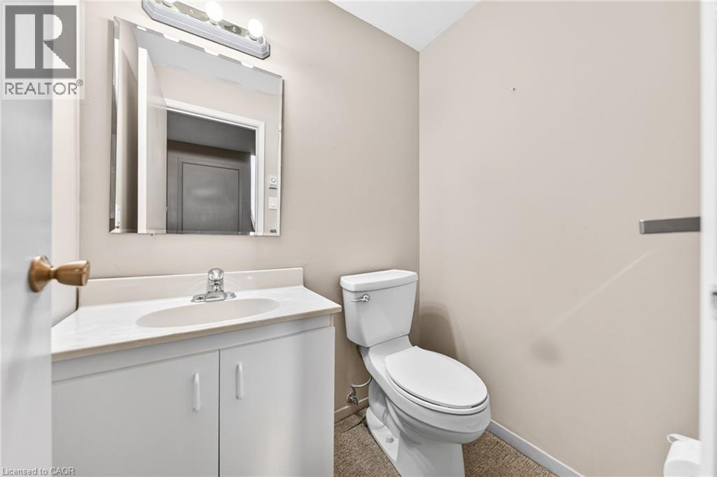 232 SALISBURY Avenue thumbnail 35