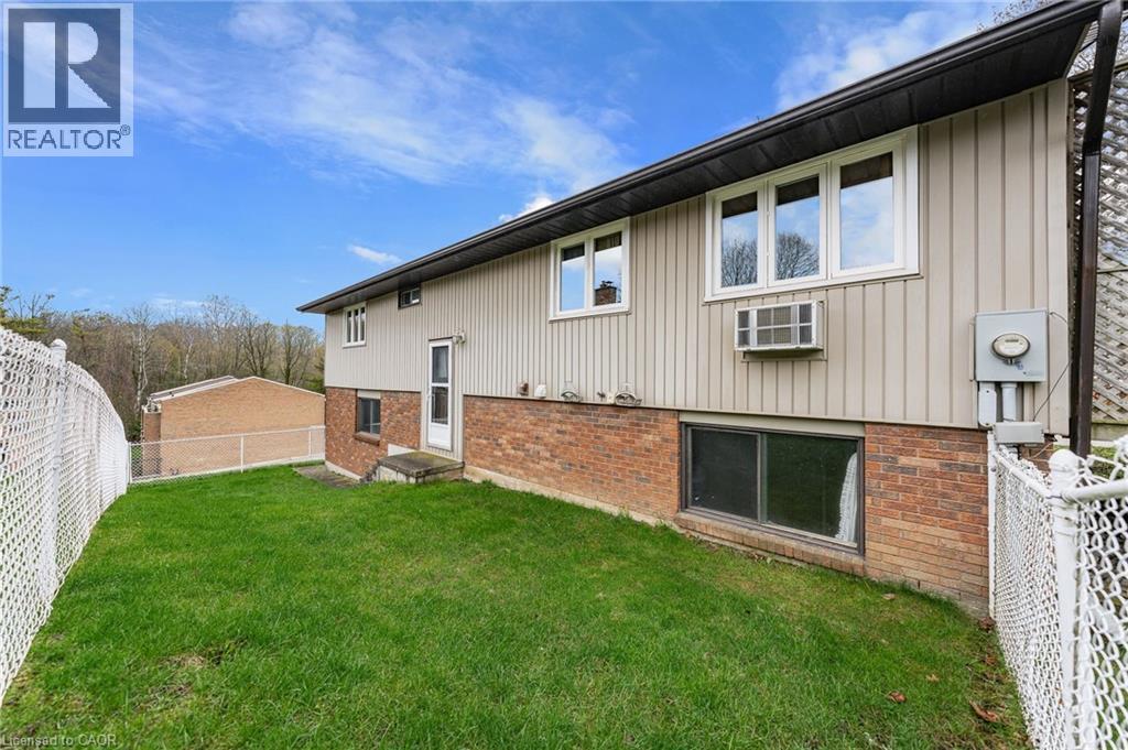 232 SALISBURY Avenue thumbnail 42