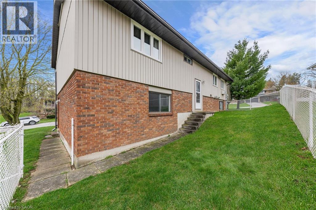 232 SALISBURY Avenue thumbnail 43