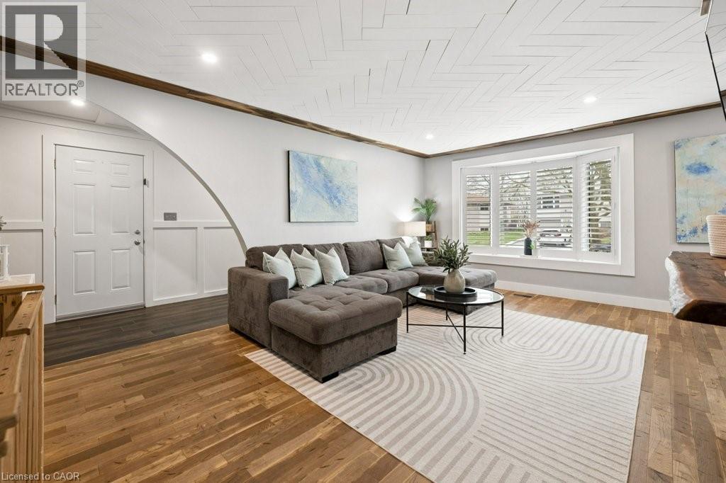 522 GLENDENE Crescent thumbnail 5