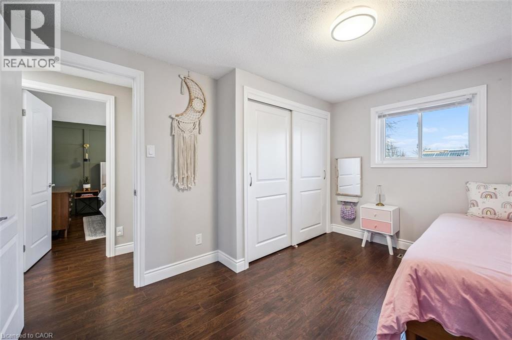 137 CEDAR CREST Street thumbnail 20