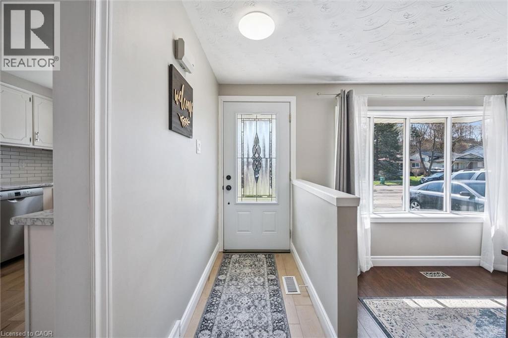 137 CEDAR CREST Street thumbnail 9