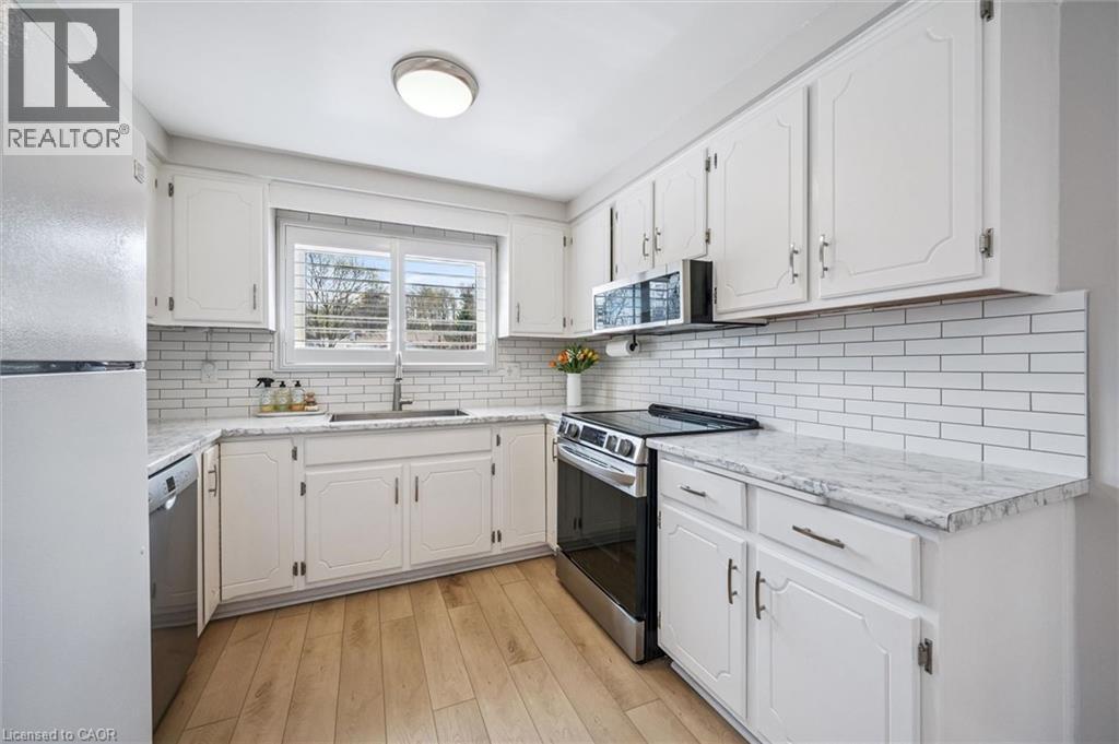 137 CEDAR CREST Street thumbnail 13