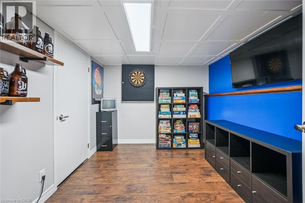 137 CEDAR CREST Street thumbnail 27