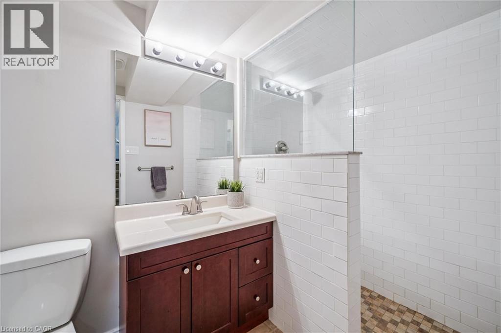 137 CEDAR CREST Street thumbnail 28