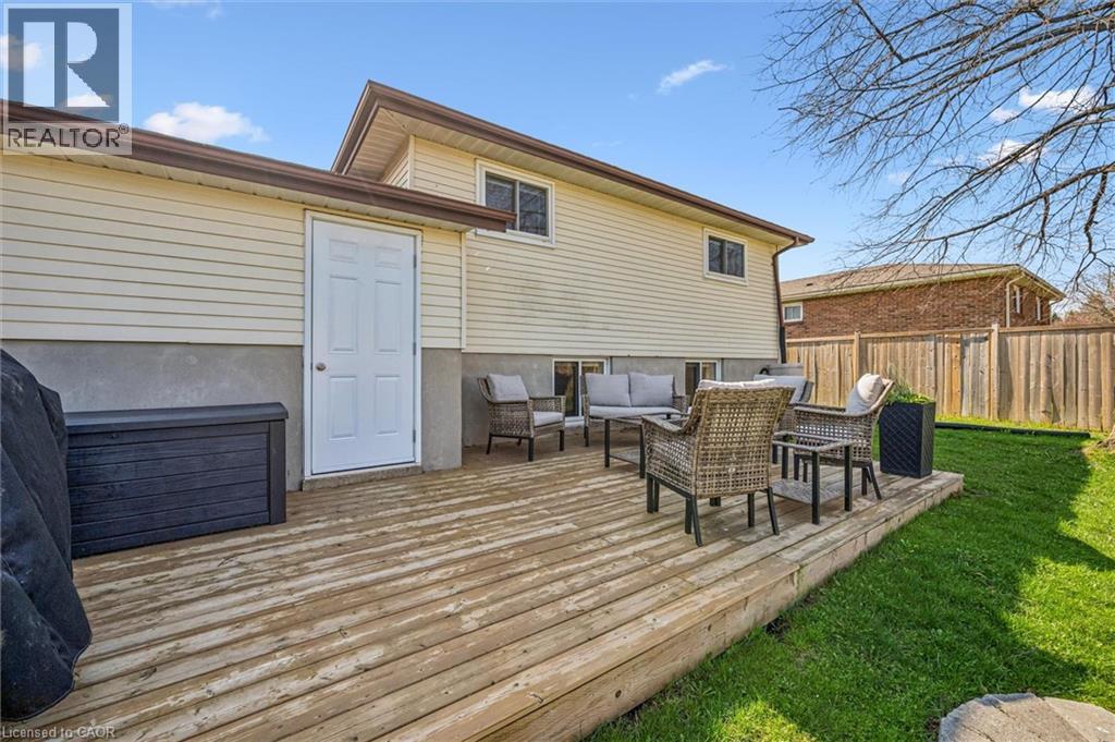 137 CEDAR CREST Street thumbnail 34