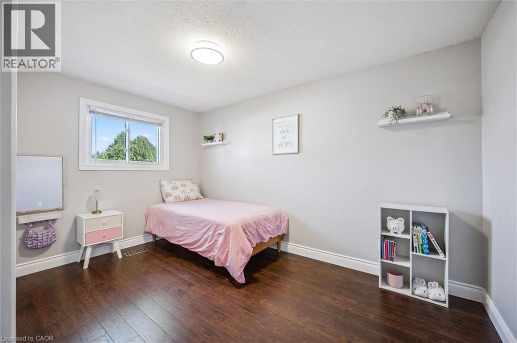 137 CEDAR CREST Street thumbnail 19