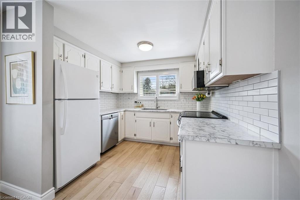 137 CEDAR CREST Street thumbnail 12