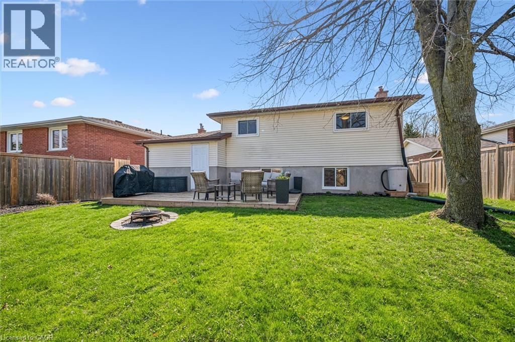 137 CEDAR CREST Street thumbnail 32