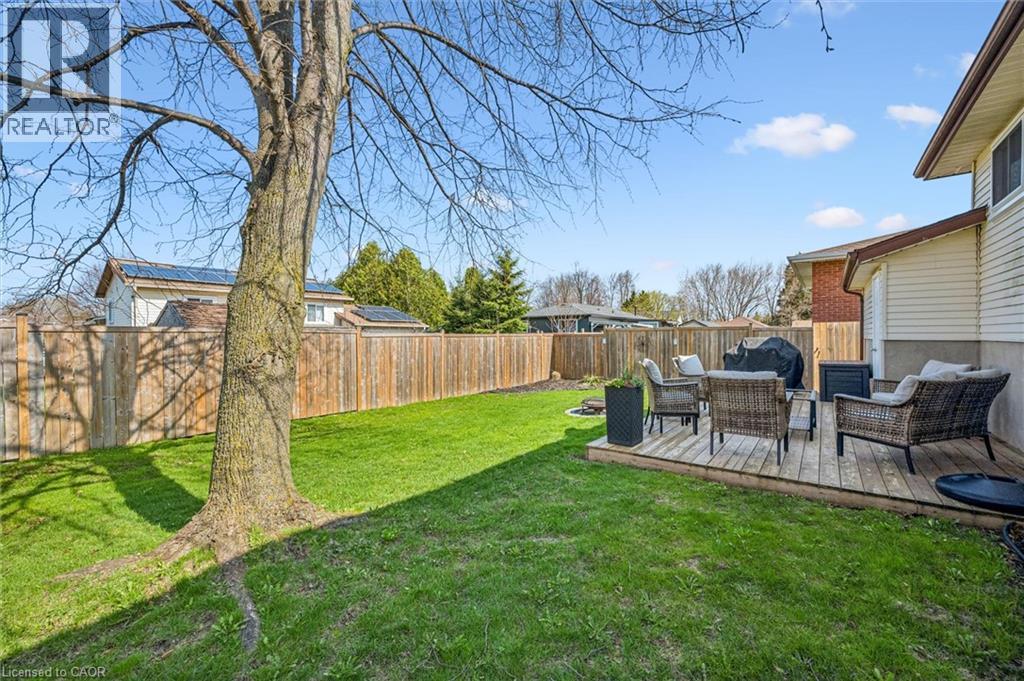 137 CEDAR CREST Street thumbnail 33