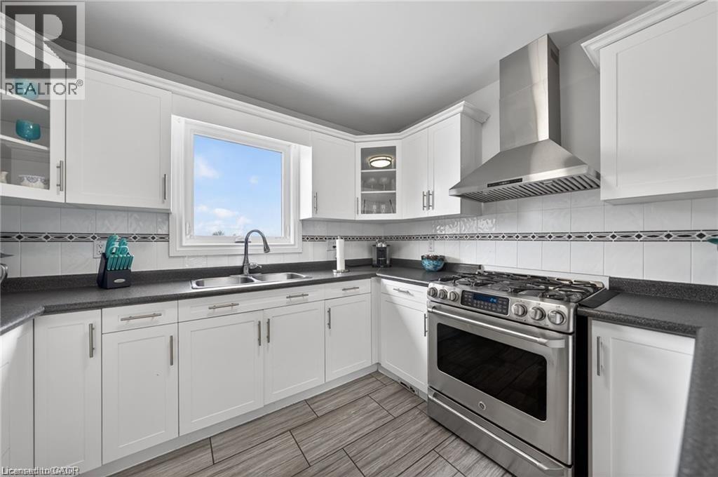 102 NATHAN Court thumbnail 18