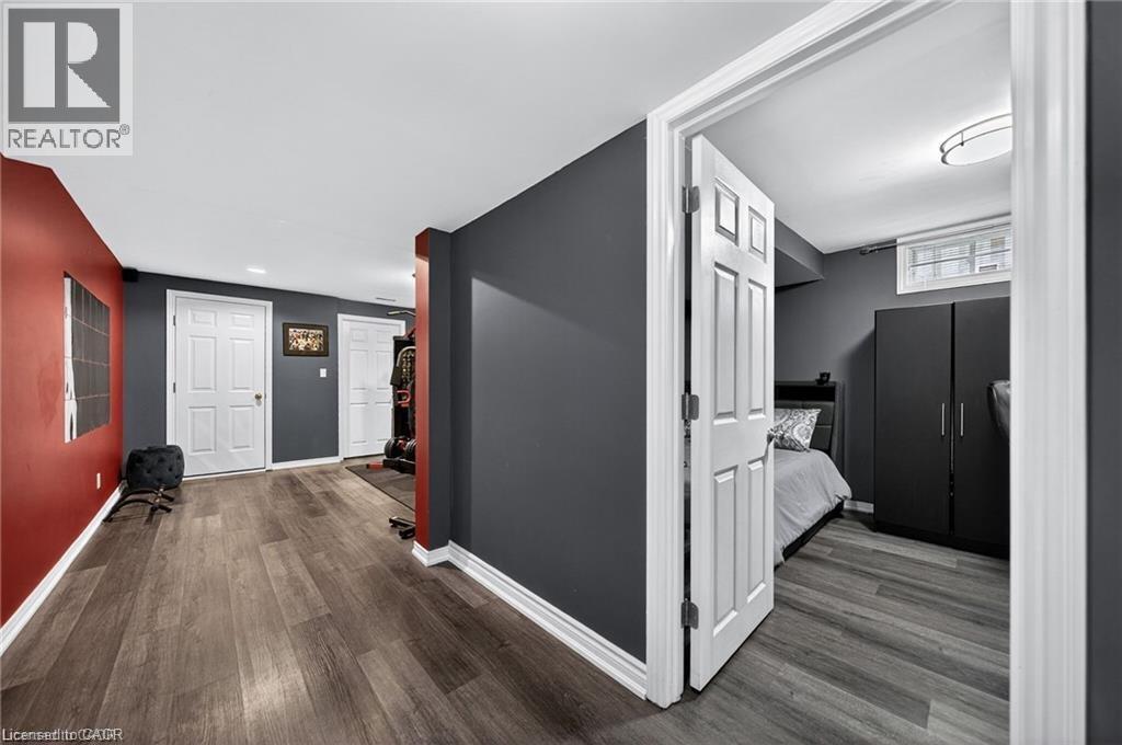 102 NATHAN Court thumbnail 35