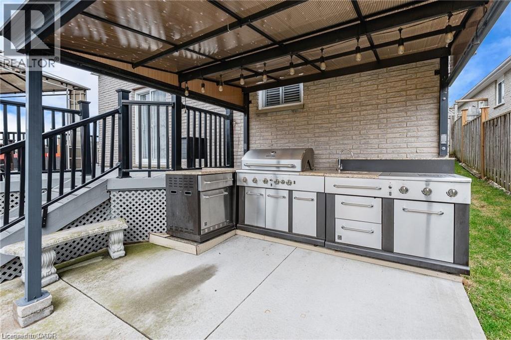 102 NATHAN Court thumbnail 44