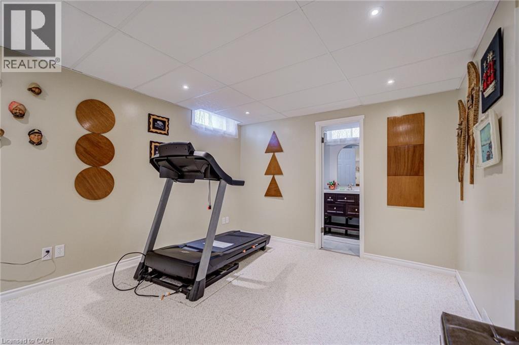 207 STOKE Drive thumbnail 38