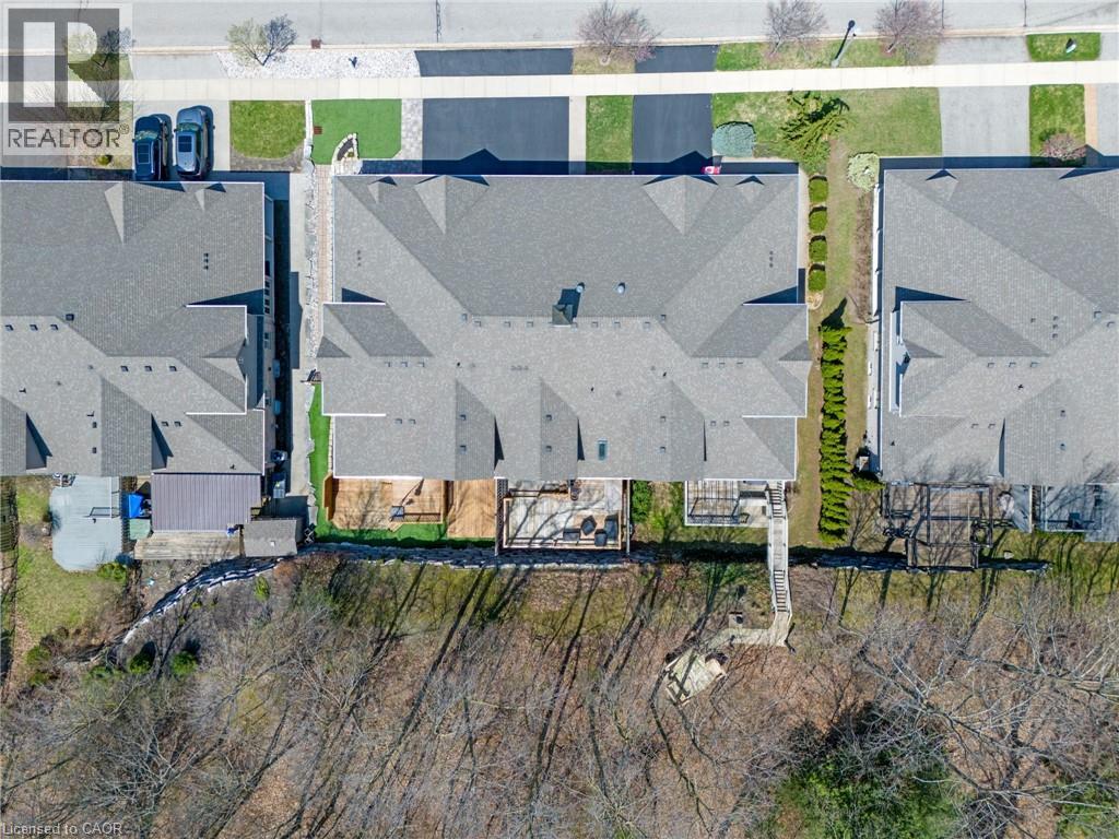 227 CHESTNUT HILL Crescent thumbnail 45