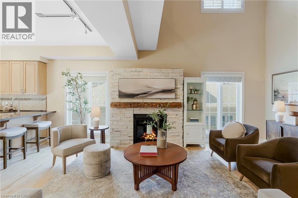 227 CHESTNUT HILL Crescent thumbnail 4