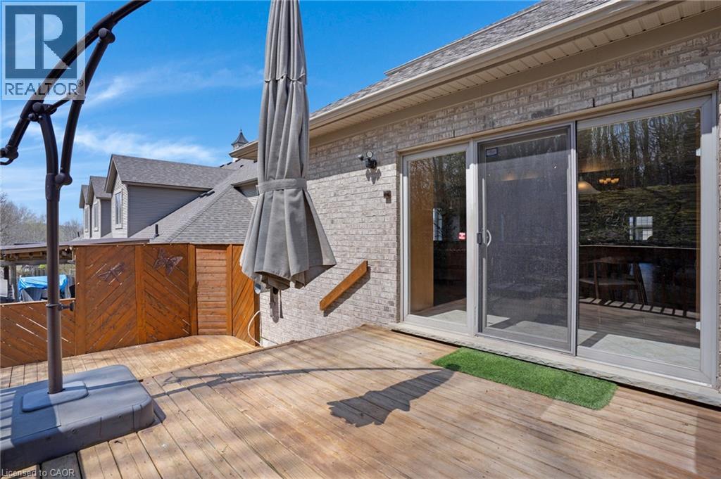 227 CHESTNUT HILL Crescent thumbnail 37