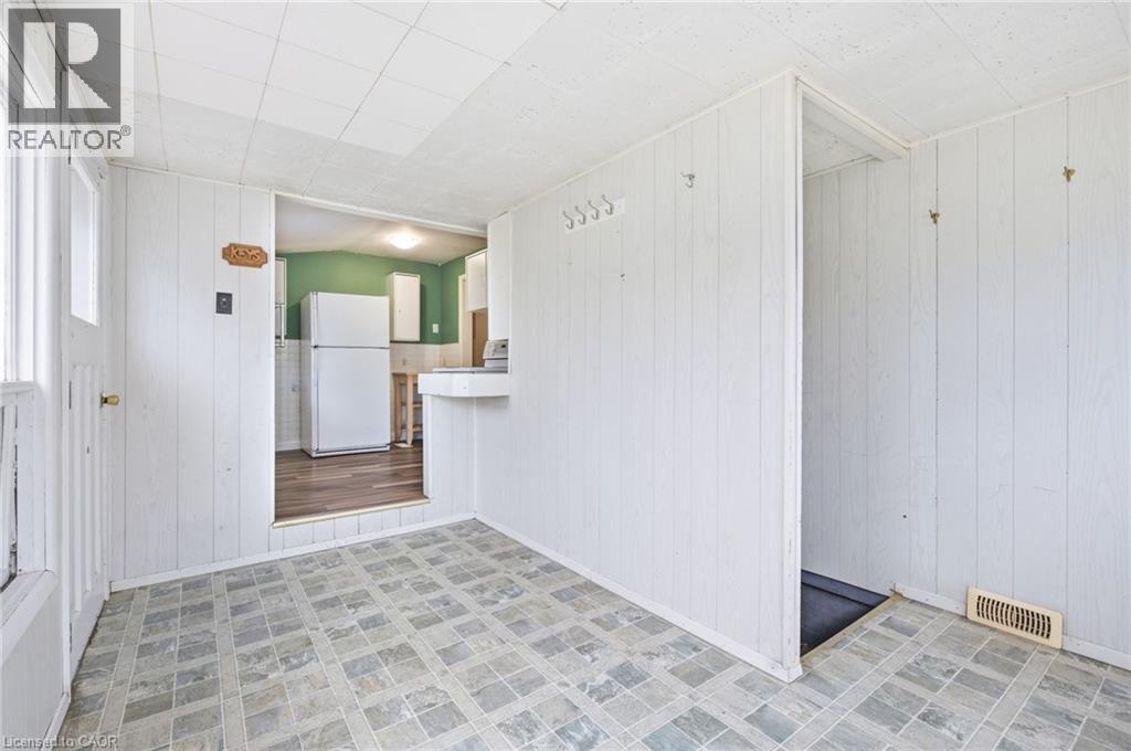 11 GORE Street thumbnail 15