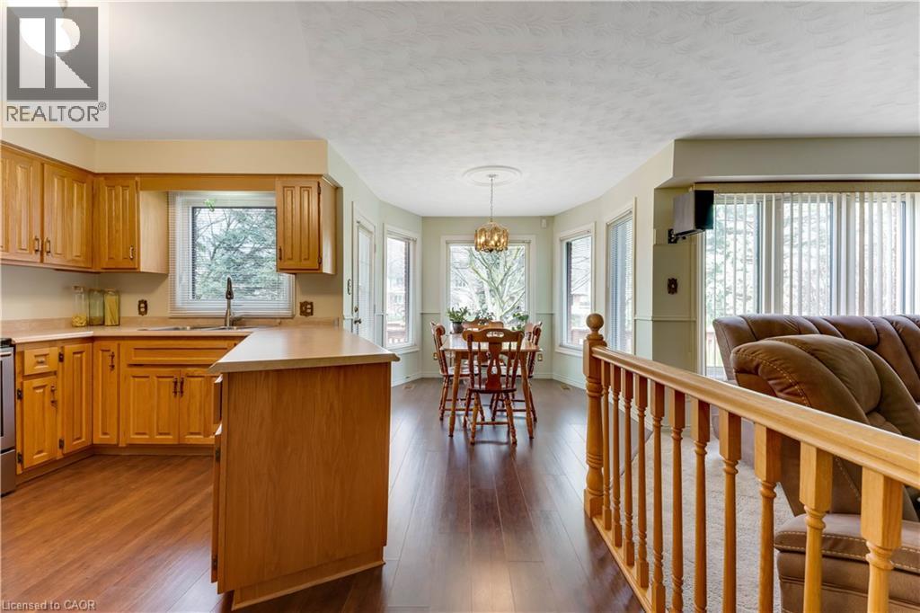 11 DARLINGTON Place thumbnail 9