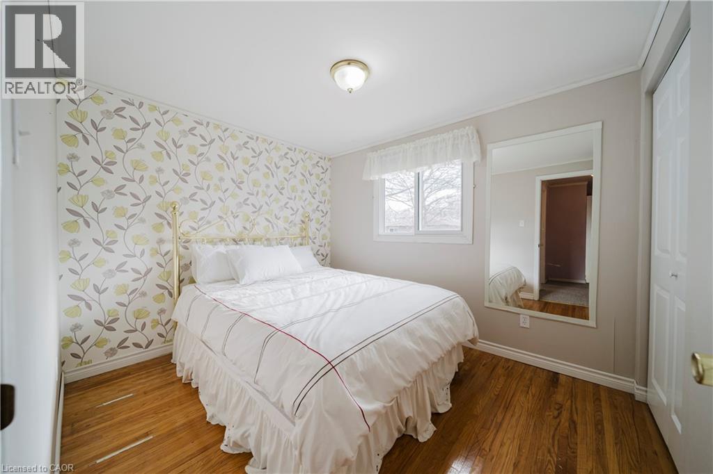 1209 VALENTINE Drive thumbnail 15