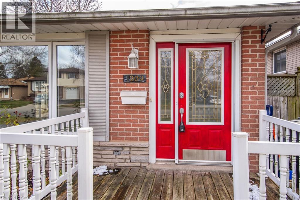 1209 VALENTINE Drive thumbnail 4