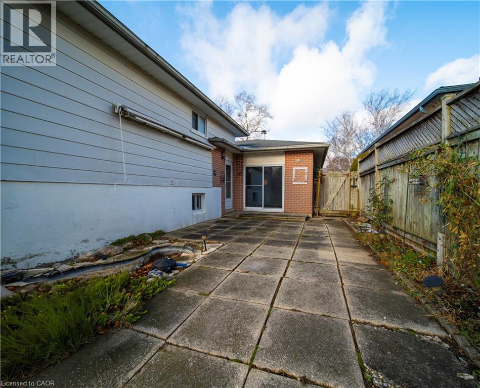 1209 VALENTINE Drive thumbnail 30