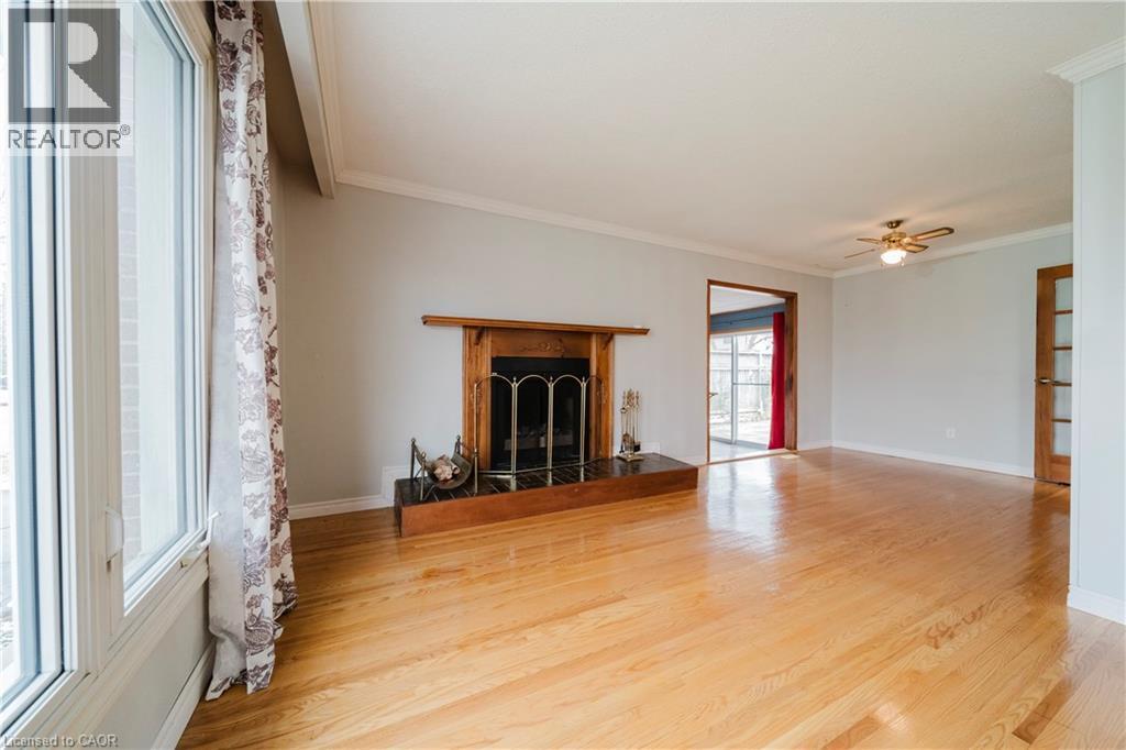 1209 VALENTINE Drive thumbnail 6