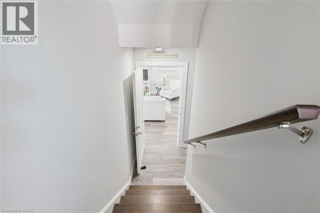 33 ABERDEEN Road N thumbnail 35