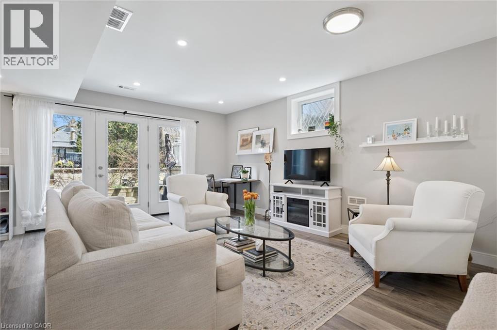 33 ABERDEEN Road N thumbnail 38