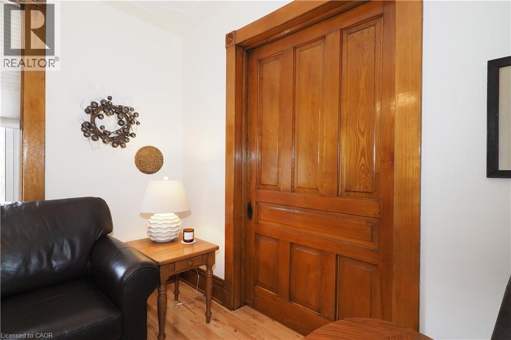 18 THERESA Street thumbnail 10