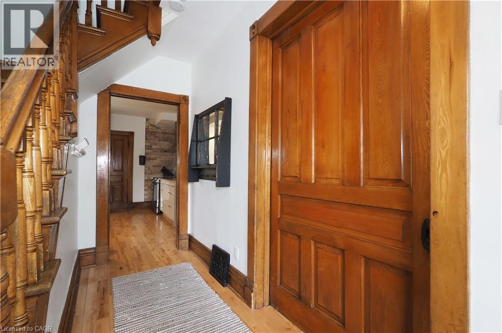 18 THERESA Street thumbnail 5