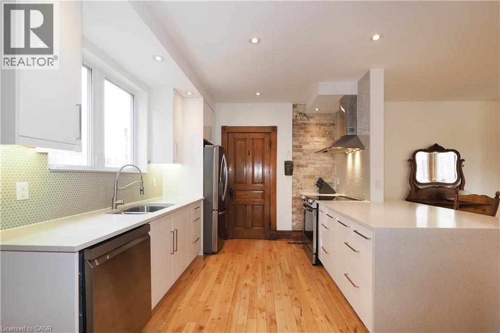 18 THERESA Street thumbnail 20