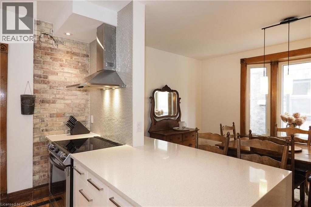 18 THERESA Street thumbnail 23