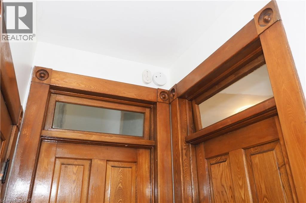 18 THERESA Street thumbnail 30