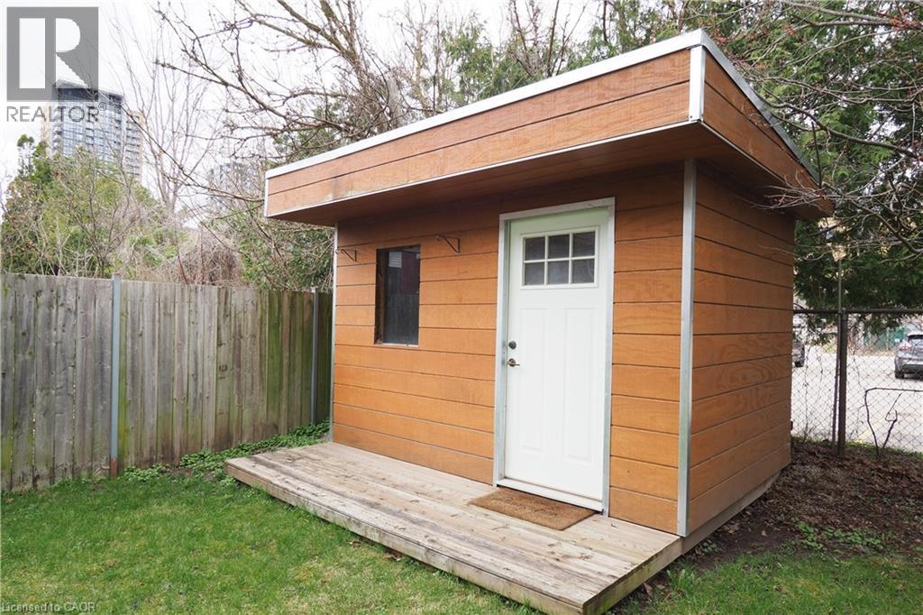 18 THERESA Street thumbnail 43