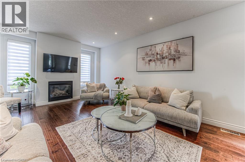 26 SPRING CREEK Street thumbnail 6