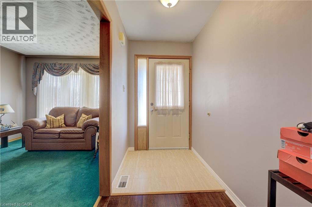 489 NORTHLAKE Drive thumbnail 5