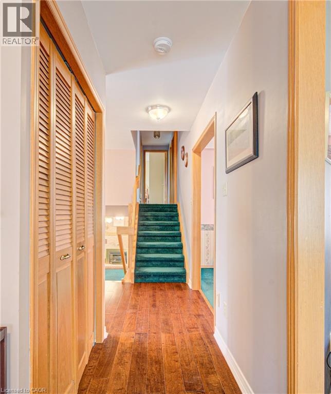 489 NORTHLAKE Drive thumbnail 4