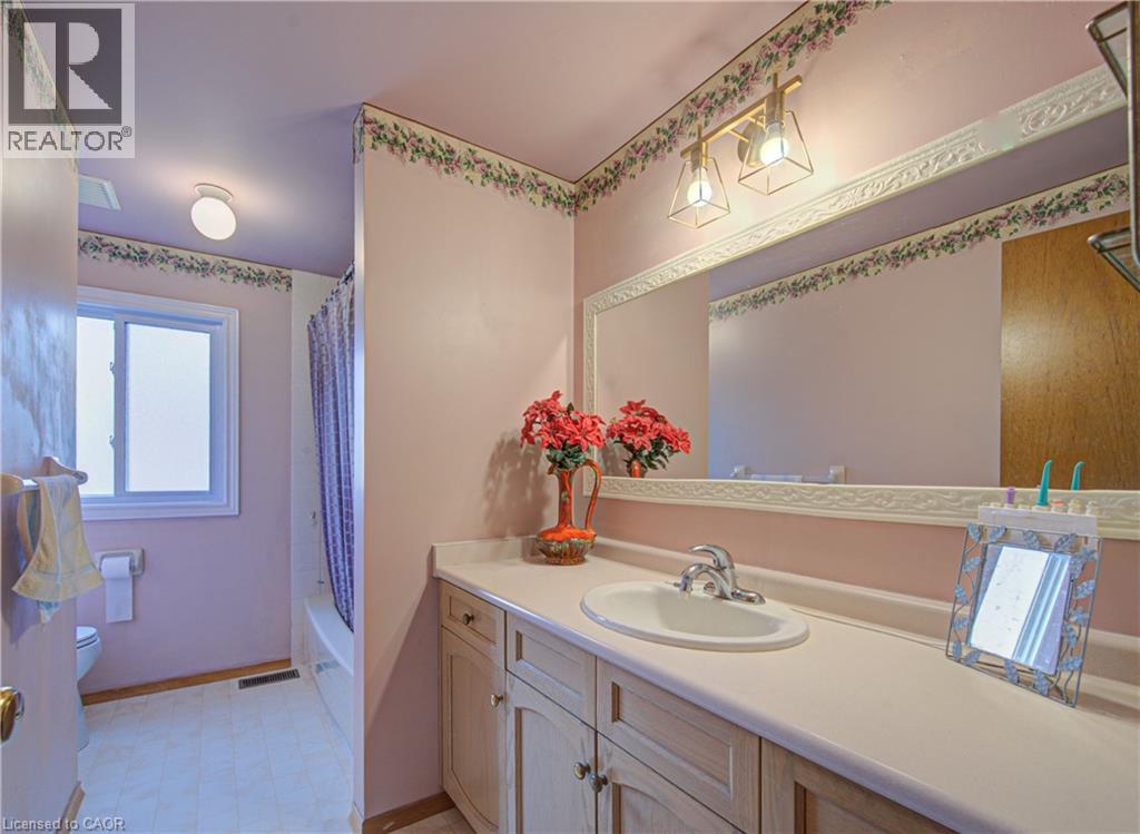 489 NORTHLAKE Drive thumbnail 23